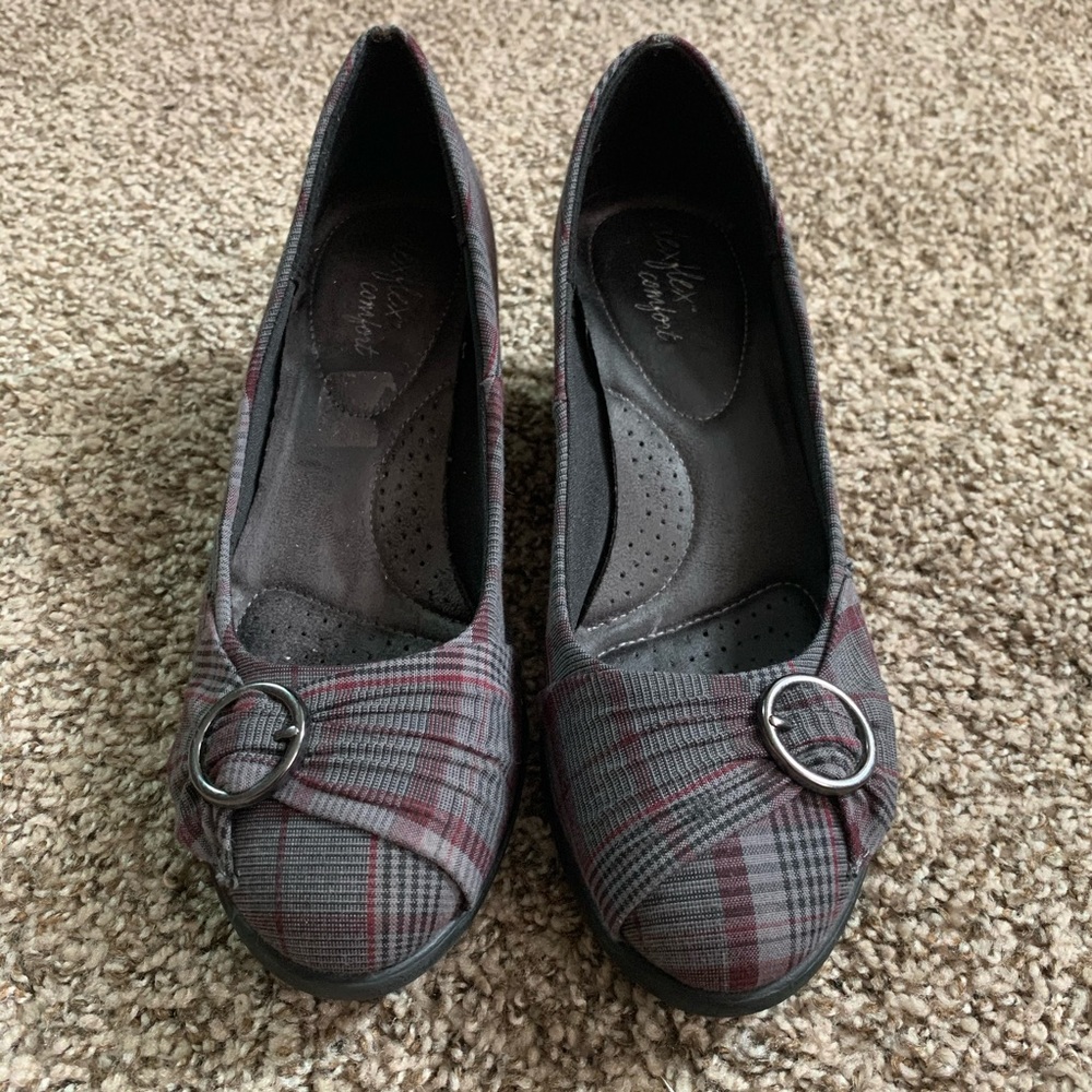 Dexflex Comfort Women’s Shoes